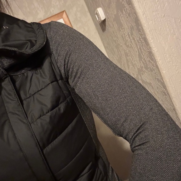 Helly-Hansen Women's Astra Herringbone Insulated Water Repellant Jacket - Picture 15 of 16